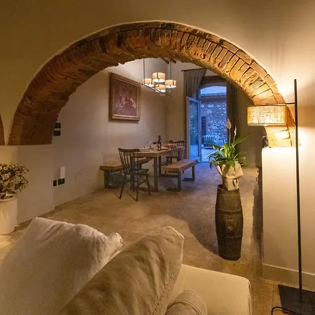 La Pieve Di * Monte Antico